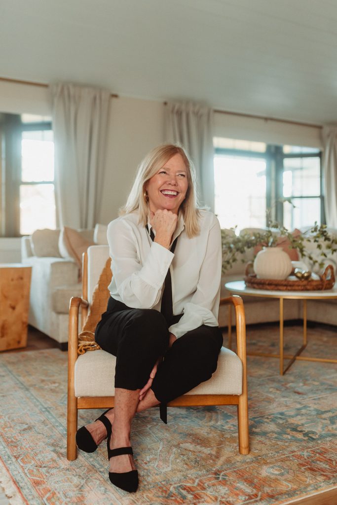 Laurie Johansen + Stefanie Foster